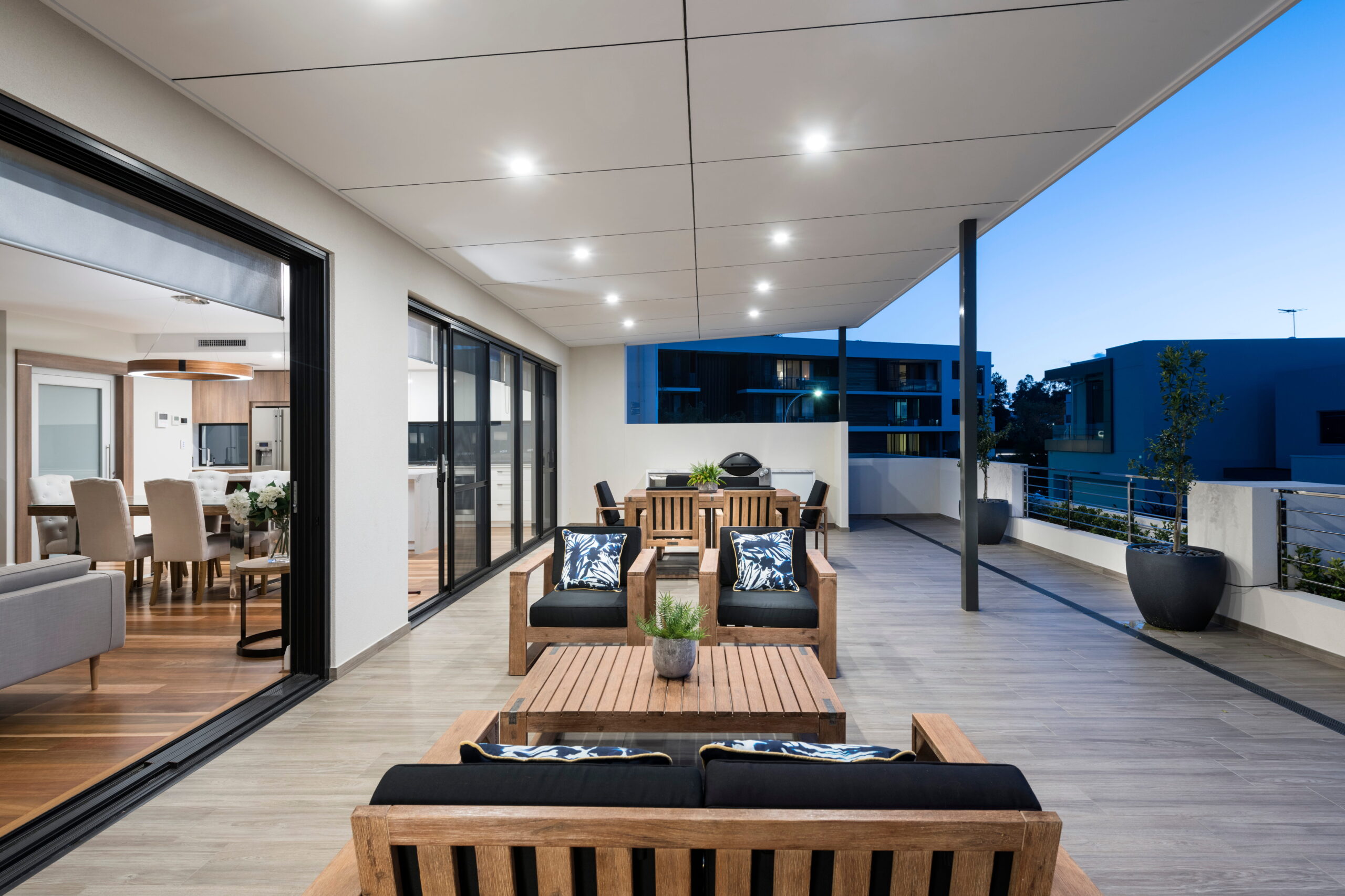 Energy-efficient glazing